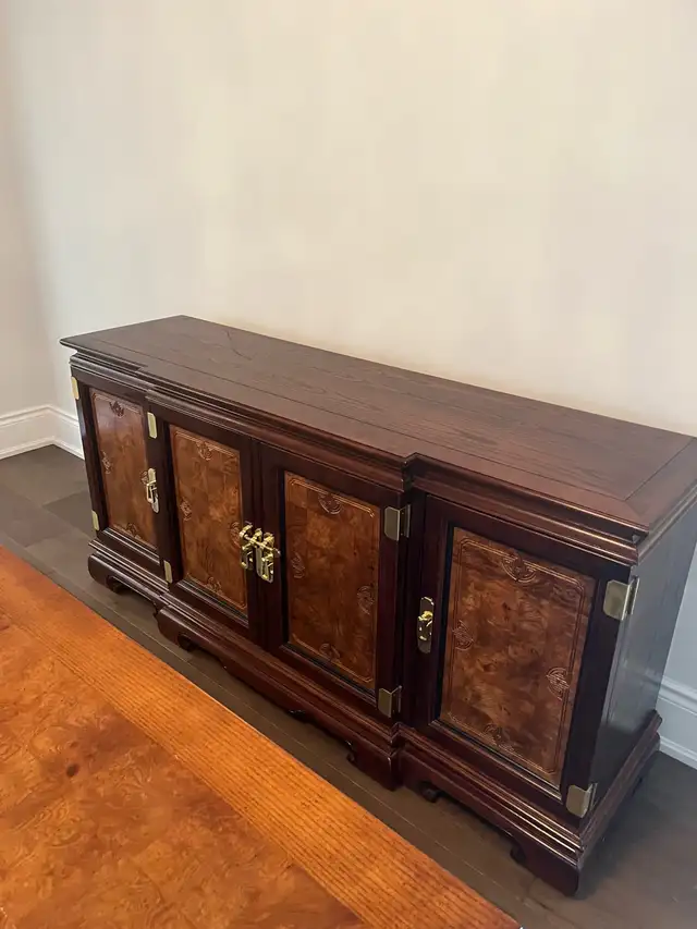 Wood Dining Table, Buffet Cabinet & 6 chairs in Hutches & Display Cabinets in Markham / York Region - Image 2