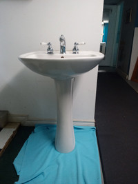 KOHLER Elliston Bathroom Sink Pedestal With 2 Faucets and Tap