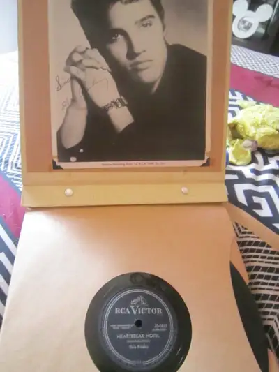 Elvis Presley Vinyl Collection, View more