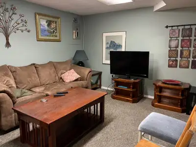 FEB 1 – ROOM FOR RENT in West Kelowna Private, furnished bedroom Laundry facilities and utilities pr...