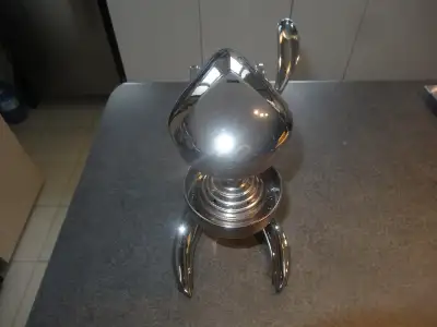 COMMERCIAL STAINLESS STEEL CITRUS PRESS, View more