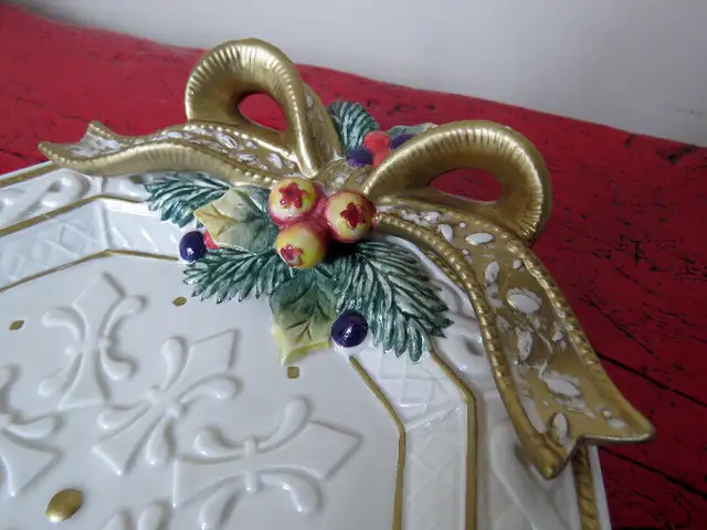 Assiette de Noël Fitz and Floyd Snowy Woods Christmas 8.5" plate in Arts & Collectibles in Laval / North Shore - Image 3