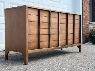 Delivery- Beautiful vintage MCM Deilcraft  walnut dresser, View more
