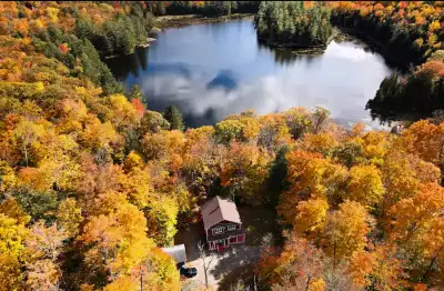 Beautiful Lakefront 4-Bedroom House for Rent in Mont Cascade Village This stunning lakefront house o...