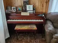 Wall sized piano