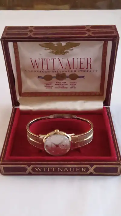 WITTNAUER ANTIQUE DRESS WATCH, View more
