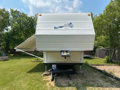 2 nd owner- this camper has been parked in a seasonal campground most of time . Most interior lights...
