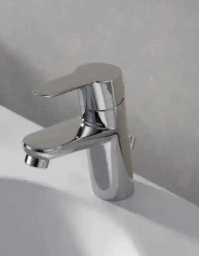 Delta Centimo Chrome finish Fits 1-hole or 3-hole sinks Durable solid brass body WaterSense® labeled...