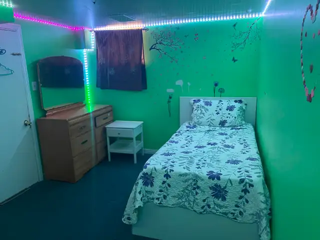 Room for rent in the basement for a single girl only in Malton