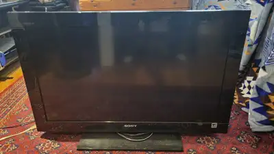 32" 1080p Sony Bravia LCD TV 60hz, View more