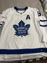 Tavares Signed Jersey