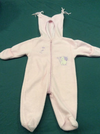 Baby girl pink fleece suite for fall/winter, size 6 months