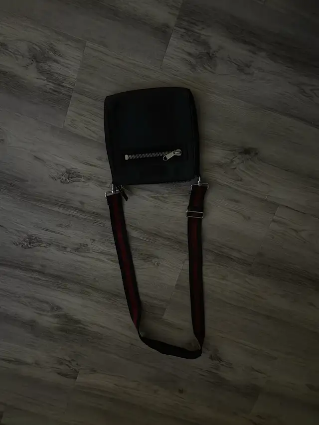 Gucci Messenger Bag Men (serial code inside)555210939774412801