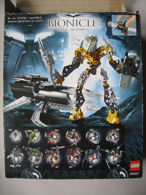 Lego Bionicle Warriors Toa Ignika Set 8697 in Arts & Collectibles in Guelph - Image 4