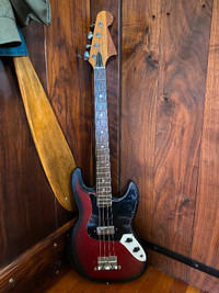 Vintage Raven bass guitar