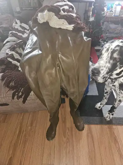 Vintage World Famous chest Waders Size 8, View more