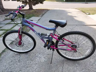 Avigo mountain bike, 26 inch tires,, View more