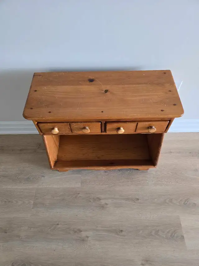 Antiqued Sugar Bin End Table 63235014702467121