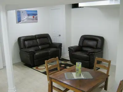 2bdr Basement apt in Thoronhill 1499+200 utilitys internet included