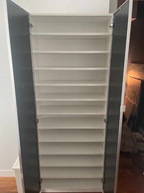 IKEA White Billy Bookcase w/ glass doors and extra shelves Bookcases