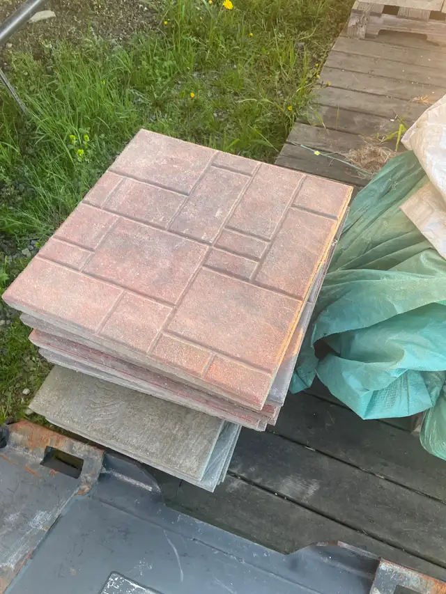 Pavers patio stones in Other in Hamilton - Image 6