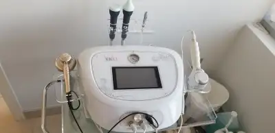 he Supra 5‑in‑1 Microdermabrasion Machine Diamond-tip microdermabrasion, hot/cold hammer therapy, ul...