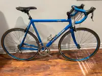 Vélo de route Cannondale R800 54cm