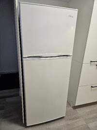 Réfrigérateur / Fridge