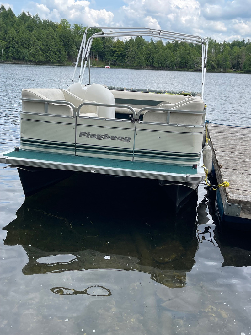 2006 Play bouy 16 ft pontoon boat Powerboats & Motorboats Ottawa