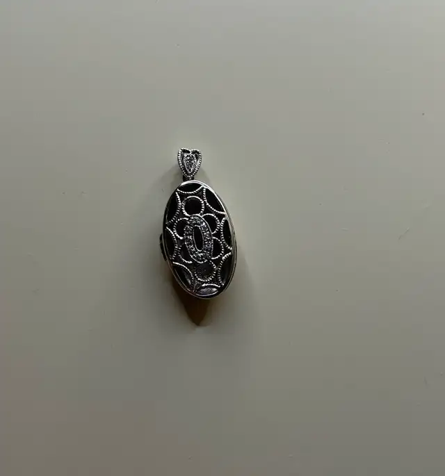 925 Silver Oval Locket Pendant628543912177941224