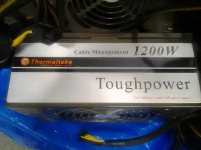 1200 watt power supply 20 units good for gamers or bitcoin miners 514-815-3616