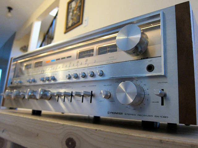 PIONEER SX-1080 STEREO RECEIVER AMPLIFIER *FULLY SERVICED* in Stereo Systems & Home Theatre in Ottawa - Image 3