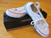 Converse sneakers 6.5 womens