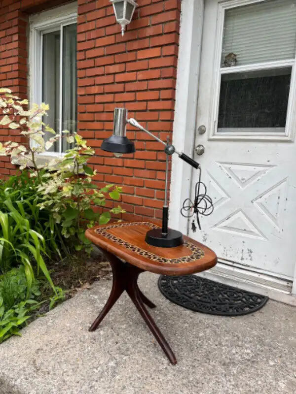 Adjustable mcm cantilever desk lamp by prestige lampe bureau in Indoor Lighting & Fans in City of Montréal - Image 6