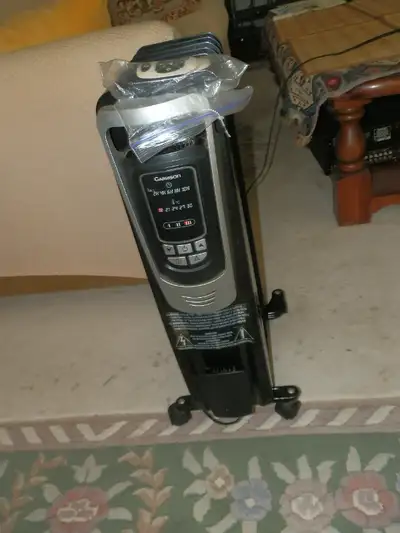 GARRISON 1500W Electric Oil Filled Radiator Heate Black TESTED AND WORKED EXCELLENT! PRICE IS FIRM....