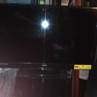 Sanyo 32" LED HDTV 