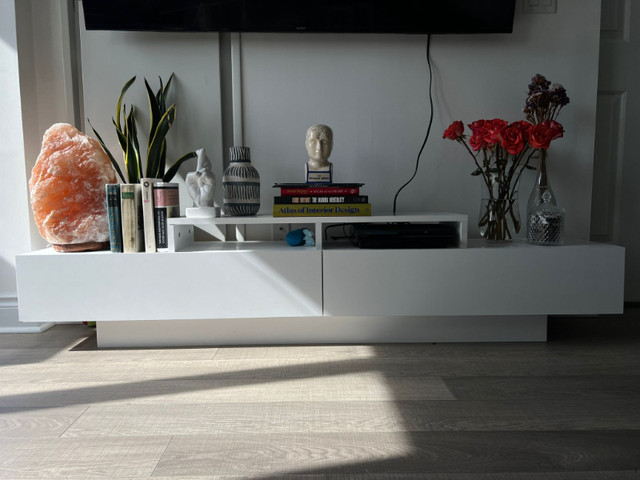 White Wood Tv stand / Media Unit FOR SALE in TV Tables & Entertainment Units in City of Toronto - Image 2