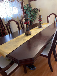 Dining table set with hutch cabinet