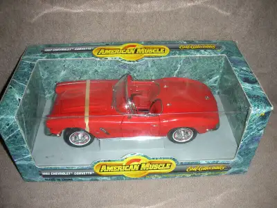 Die Cast 1:18 Scale 1962 Chevrolet Corvette, View more