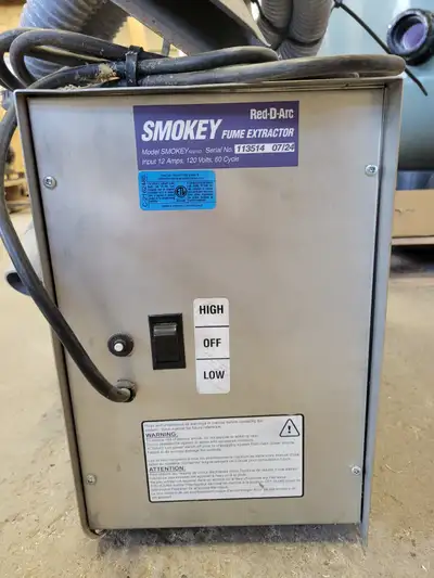SMOKEY SE210D Welding Fume Extractor Keeping your worker’s breathing zone safe requires a capture at...