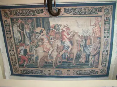 antique tres grande tapisserie avec logo et drapeau, View more