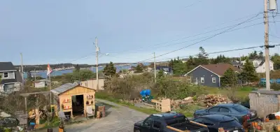 4 Bedroom/2 Bathroom House in beautiful Terence Bay-Ocean View