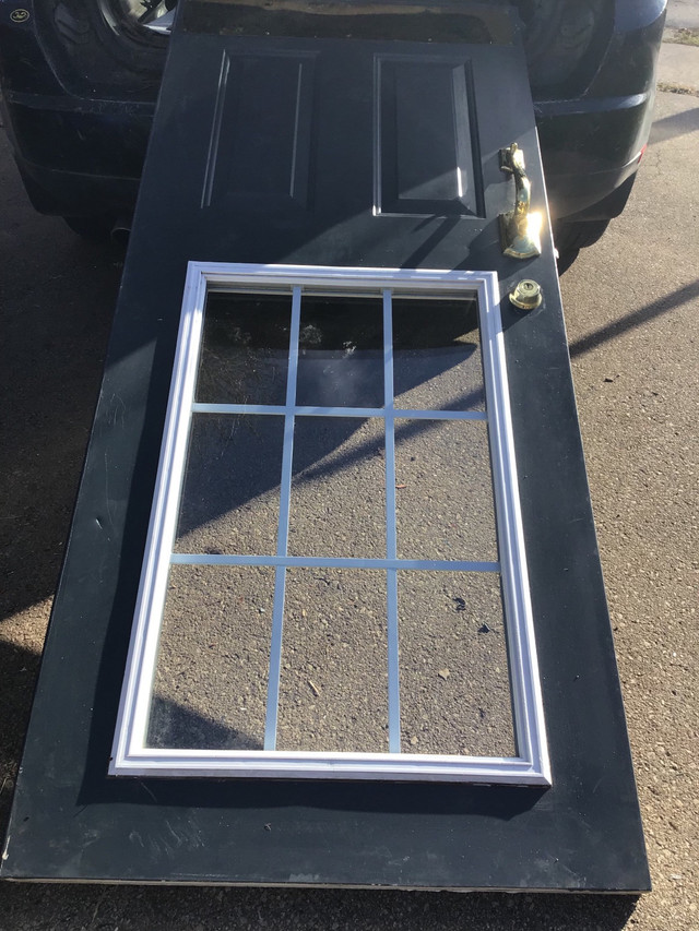 34" x 79" White Metal Entry Door w/Glass insert - Panel only dans Portes, fenêtres et moulures  à Région d’Oakville/Halton - Image 4