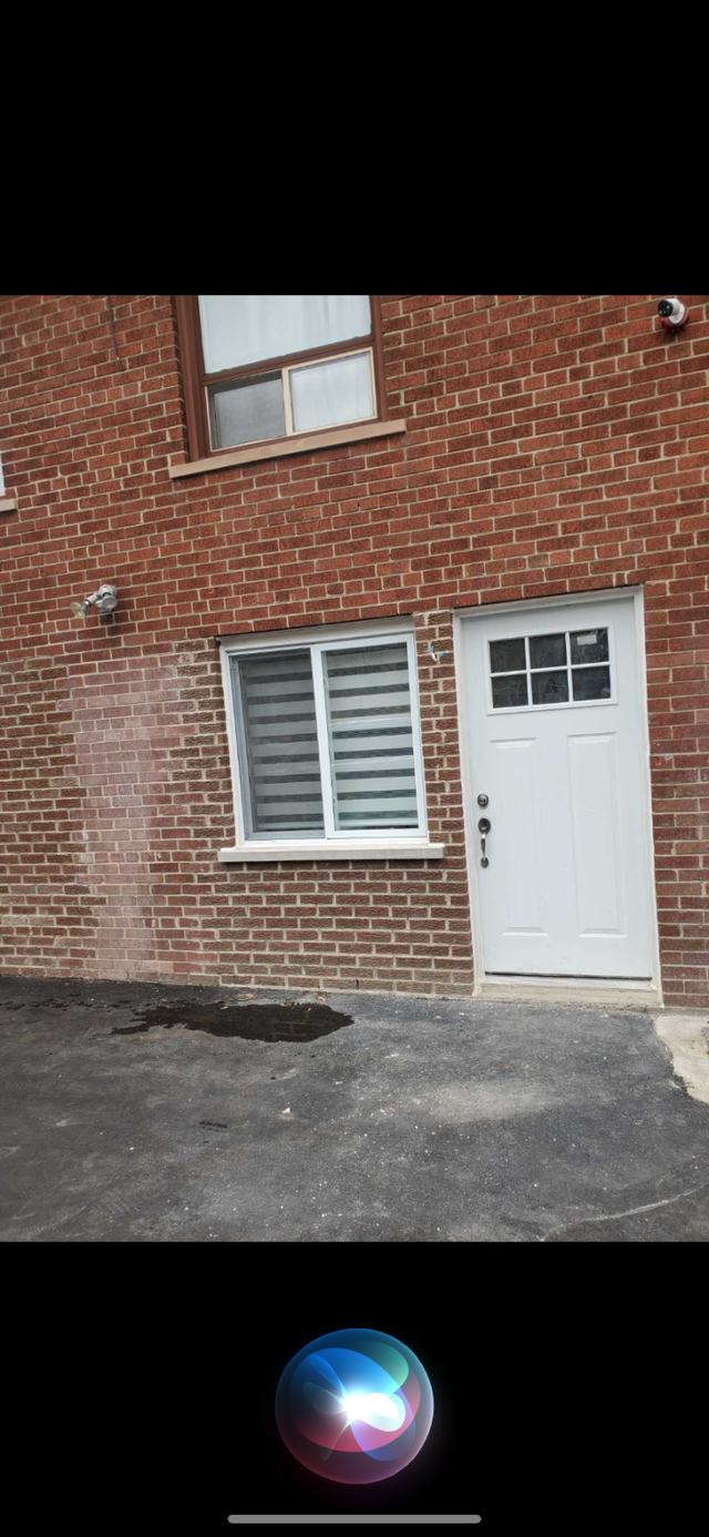 "Up for rent" 1 bedroom apartment with bath (townhouse)