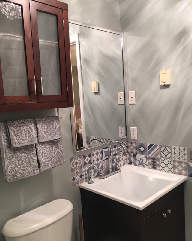 Bachelor Suite Near Avalon Mall Moss Heather Dr Utl Inc Long Term