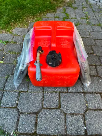 Boat gas cruise a day with hose and connections, 12L