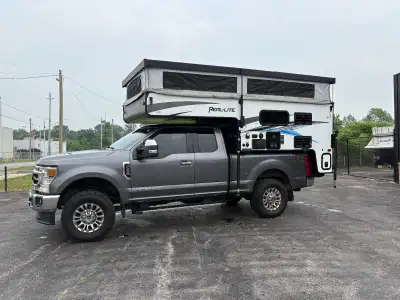 2021 Palomino Real Lite Truck Camper Model RLSS1608 Power Pop top 1/2 ton towable Everything in good...