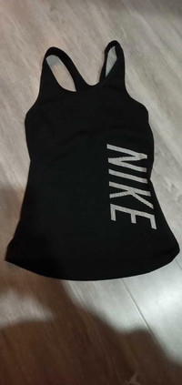 Camisole Nike noir pour femme,  grandeur xs-mall 