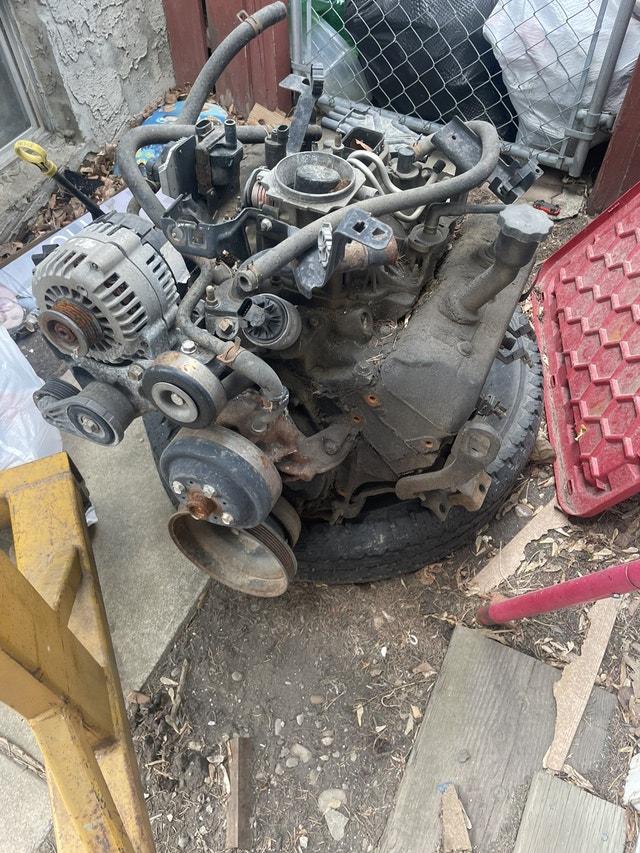 4.3 from 2002 Sierra Engine & Engine Parts Red Deer Kijiji