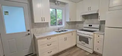 2 Beds/1 Bath Apartment